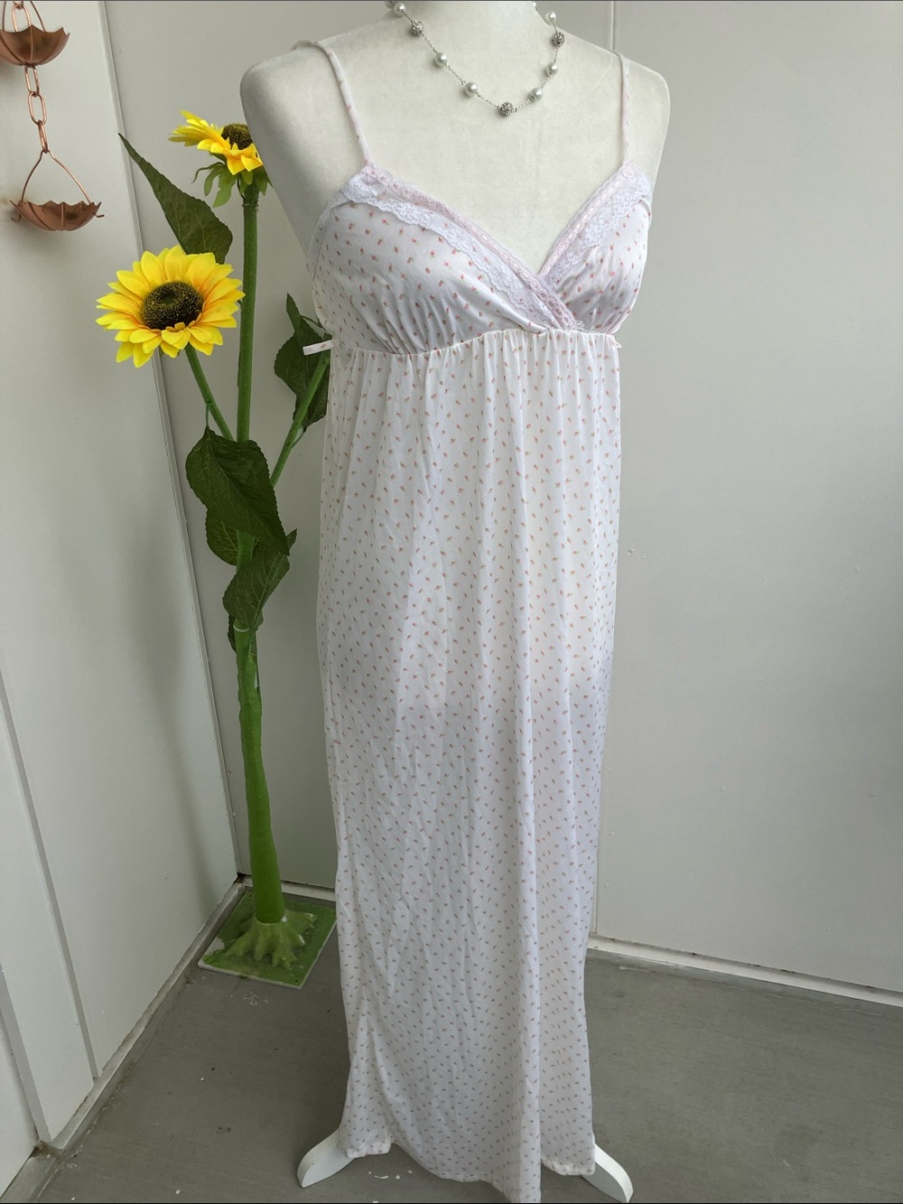 Vintage 60s 70s White & Pink Lace Trim Strappy Micro Ditzy Floral Slip Nightgown